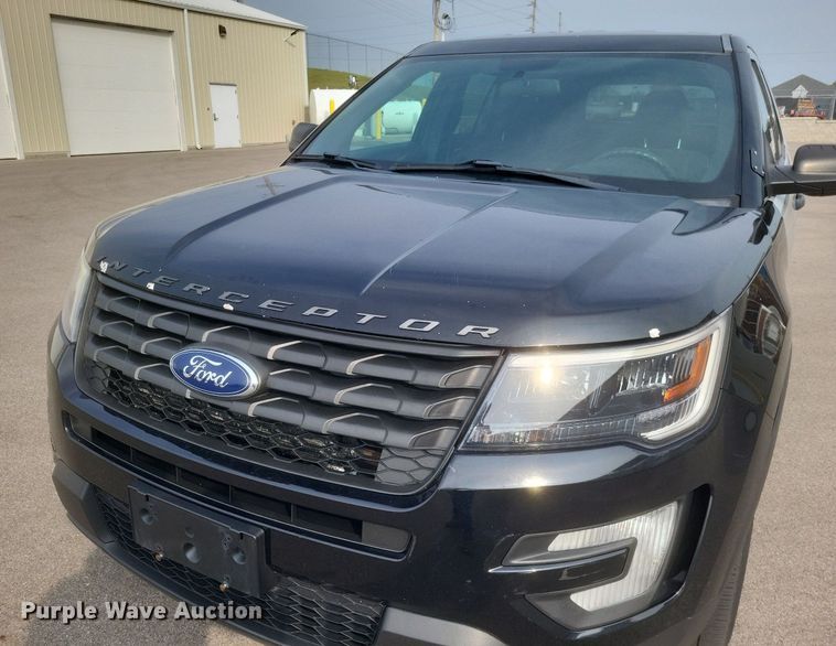 image for item DQ3655 2017 Ford Explorer Police Interceptor  SUV