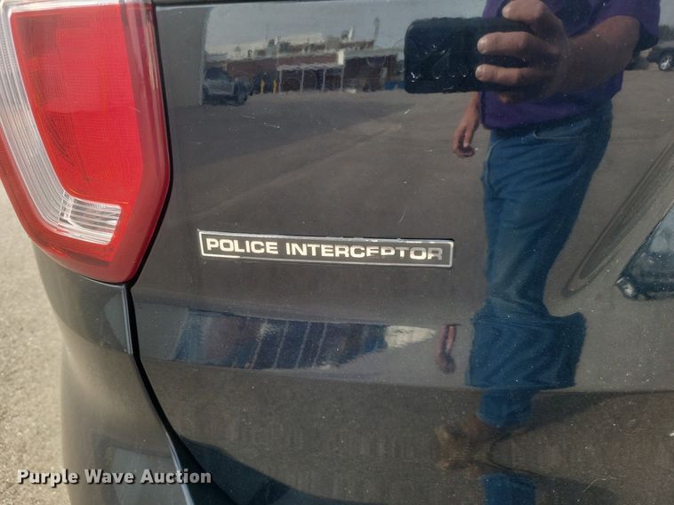 image for item DQ3655 2017 Ford Explorer Police Interceptor  SUV