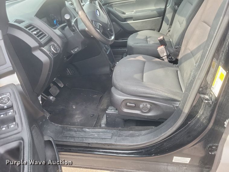 image for item DQ3655 2017 Ford Explorer Police Interceptor  SUV