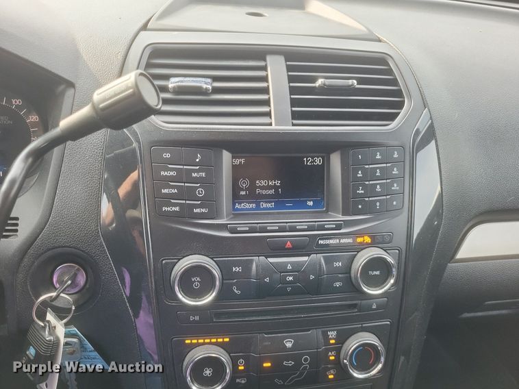 image for item DQ3655 2017 Ford Explorer Police Interceptor  SUV