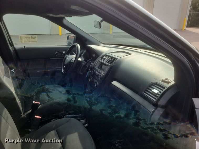 image for item DQ3655 2017 Ford Explorer Police Interceptor  SUV