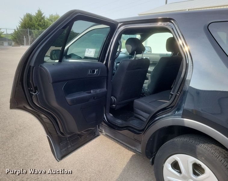 image for item DQ3655 2017 Ford Explorer Police Interceptor  SUV