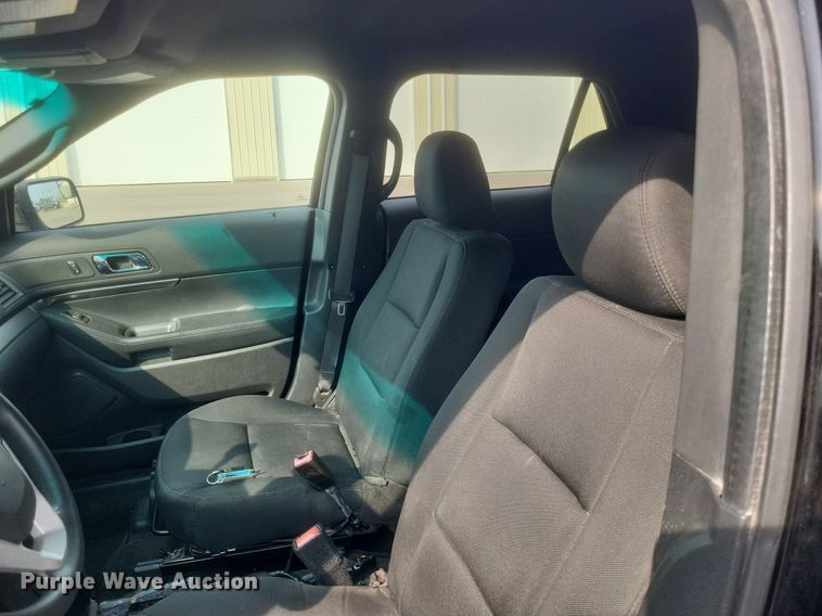 image for item DQ3656 2015 Ford Explorer Police Interceptor  SUV