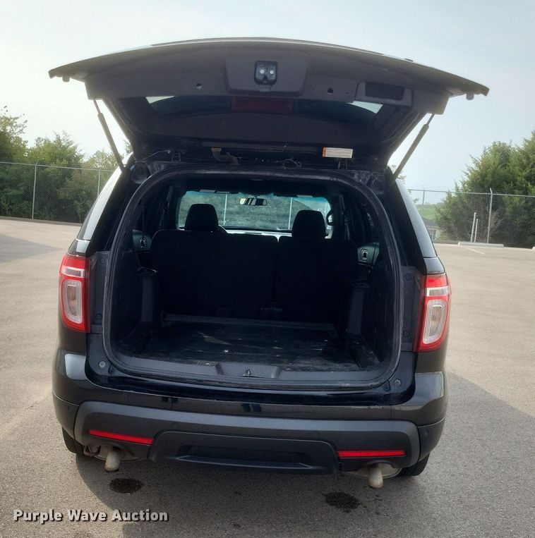 image for item DQ3656 2015 Ford Explorer Police Interceptor  SUV