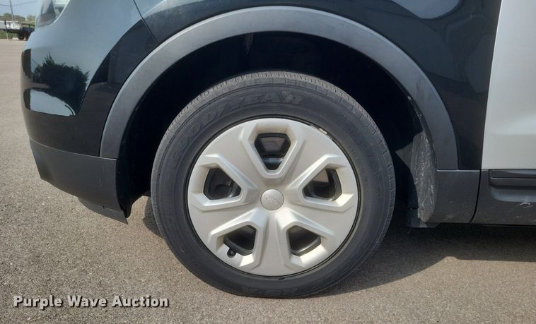 image for item DQ3656 2015 Ford Explorer Police Interceptor  SUV