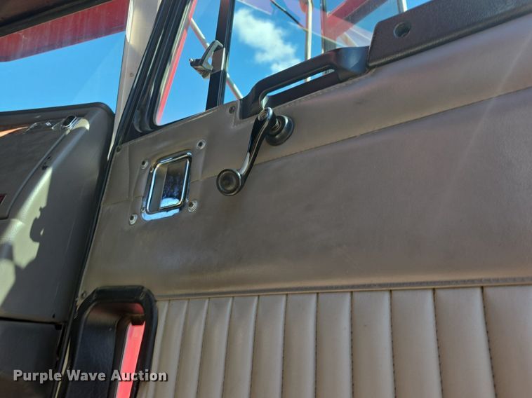 image for item DQ4569 2003 Kenworth  T800 dump truck