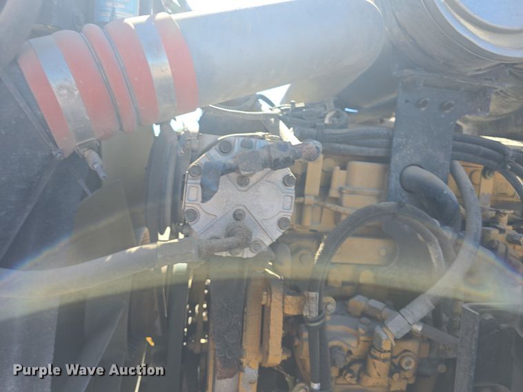 image for item DQ4569 2003 Kenworth  T800 dump truck