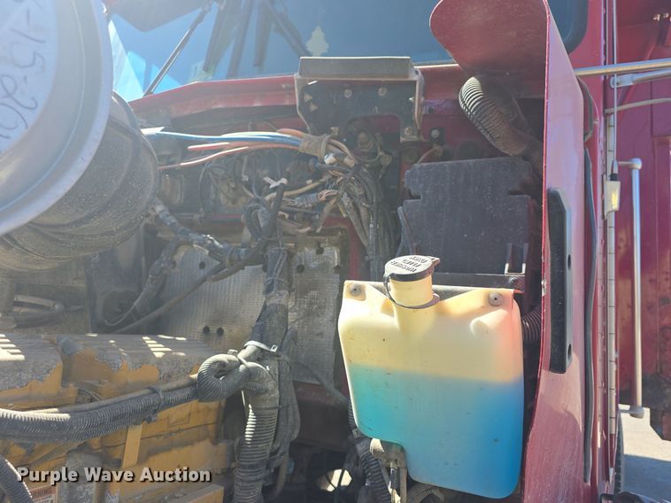 image for item DQ4569 2003 Kenworth  T800 dump truck