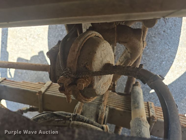 image for item DQ4569 2003 Kenworth  T800 dump truck