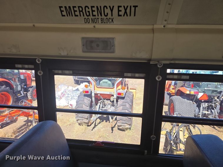 image for item DQ4570 2004 IC FE300 school bus