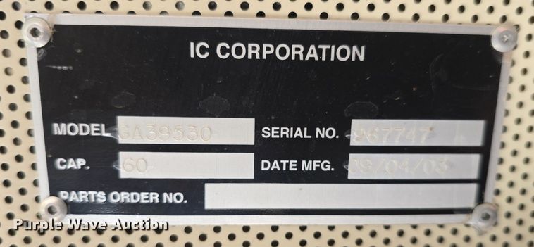 image for item DQ4570 2004 IC FE300 school bus