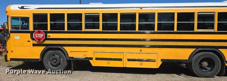 image for item DQ4571 2004 Bluebird  All American  school bus