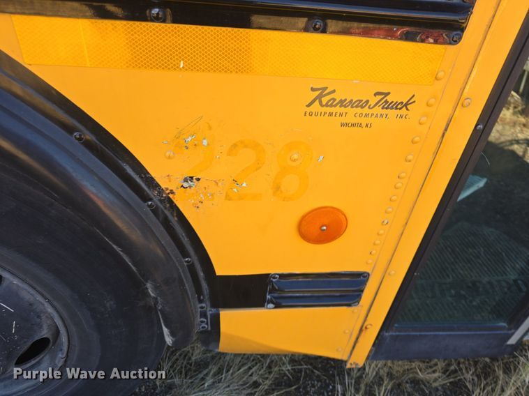 image for item DQ4571 2004 Bluebird  All American  school bus