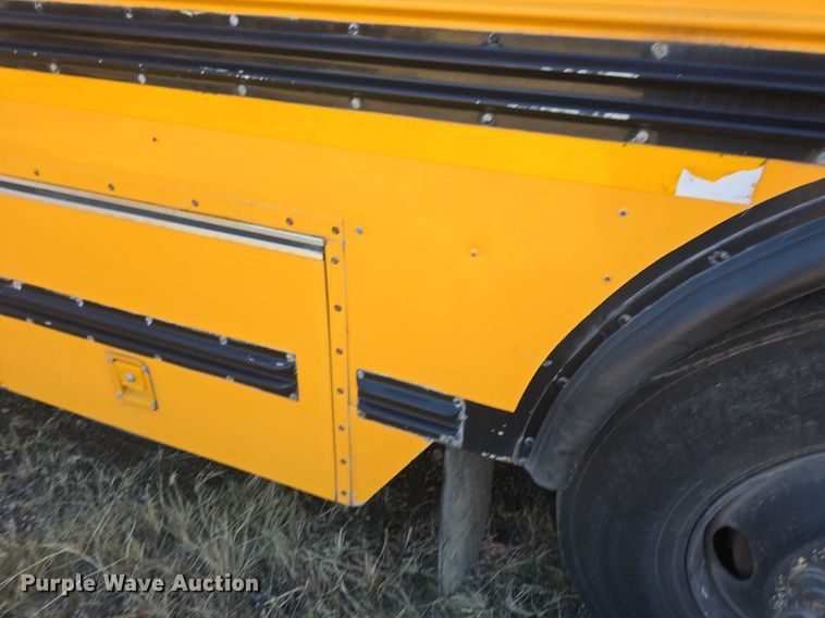 image for item DQ4571 2004 Bluebird  All American  school bus