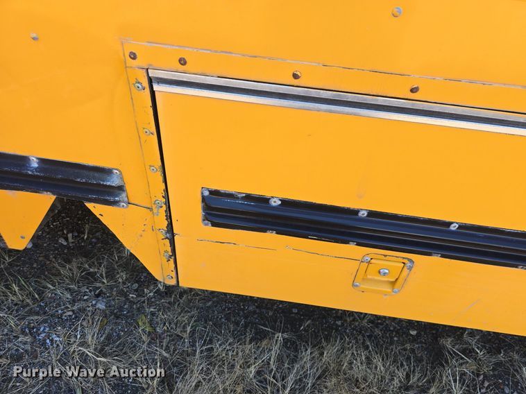 image for item DQ4571 2004 Bluebird  All American  school bus