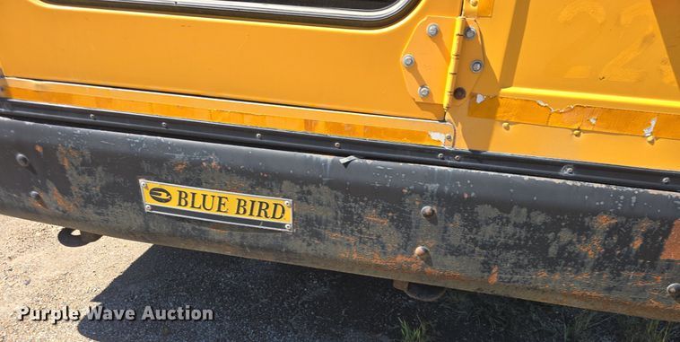 image for item DQ4571 2004 Bluebird  All American  school bus