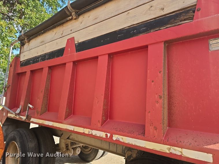 image for item DQ4573 2002 Wheeler Galion 502F end dump pup trailer