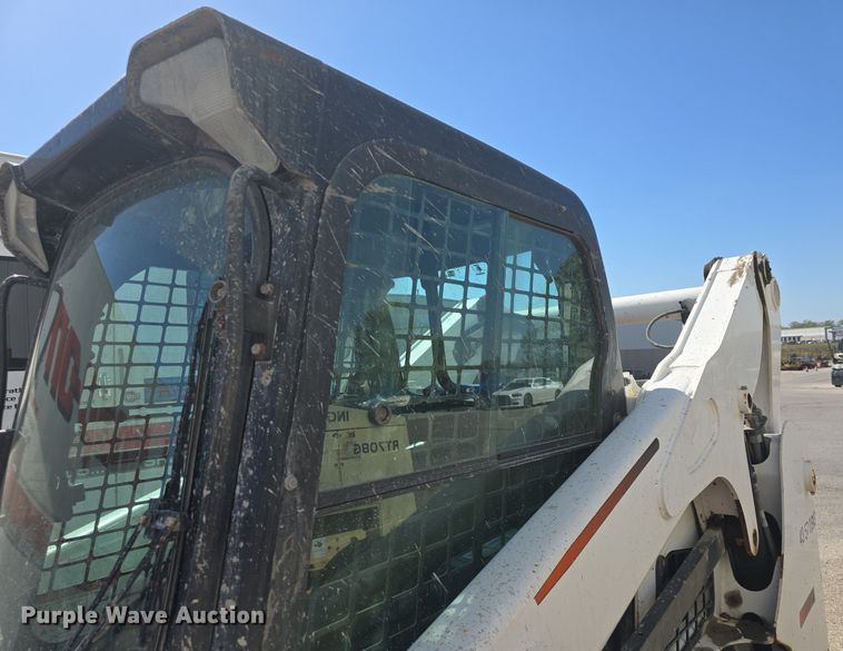 image for item DQ5172 2013 Bobcat  S750 skid steer loader