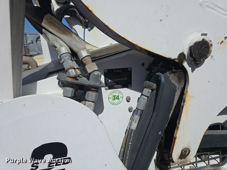 image for item DQ5172 2013 Bobcat  S750 skid steer loader