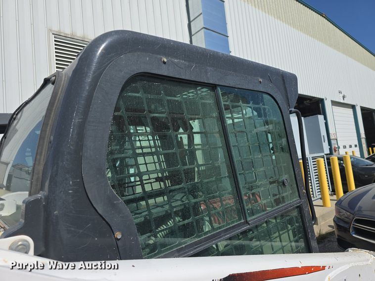 image for item DQ5172 2013 Bobcat  S750 skid steer loader