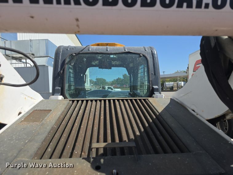 image for item DQ5172 2013 Bobcat  S750 skid steer loader