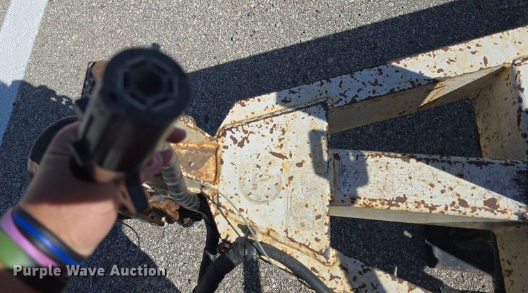 image for item DQ5174 2007 Brooks brothers CSLE equipment trailer