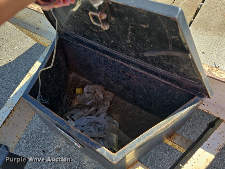 image for item DQ5174 2007 Brooks brothers CSLE equipment trailer