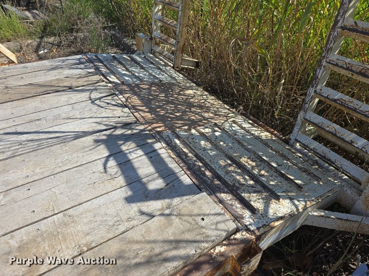 image for item DQ5174 2007 Brooks brothers CSLE equipment trailer