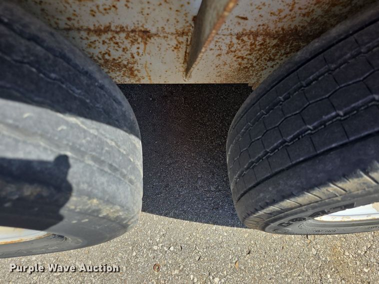 image for item DQ5174 2007 Brooks brothers CSLE equipment trailer