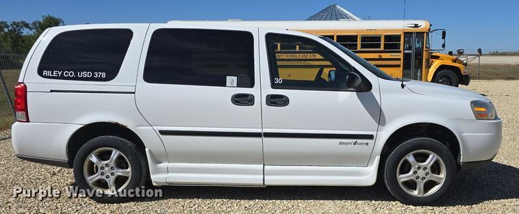 image for item DQ5175 2007 Chevrolet Uplands LS AmeriVan handicap accessible van