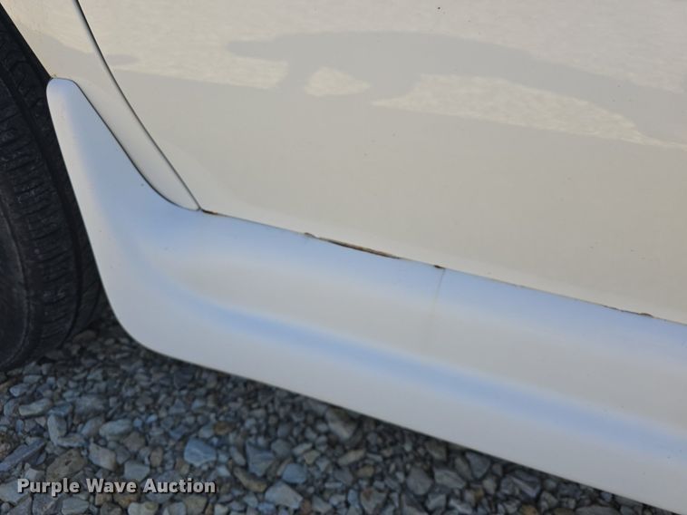 image for item DQ5175 2007 Chevrolet Uplands LS AmeriVan handicap accessible van