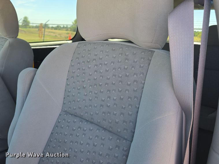 image for item DQ5175 2007 Chevrolet Uplands LS AmeriVan handicap accessible van