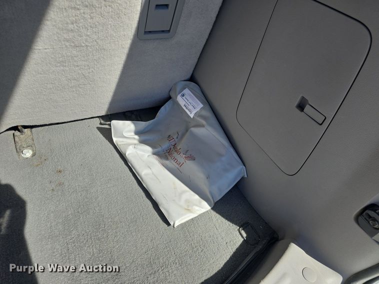 image for item DQ5175 2007 Chevrolet Uplands LS AmeriVan handicap accessible van