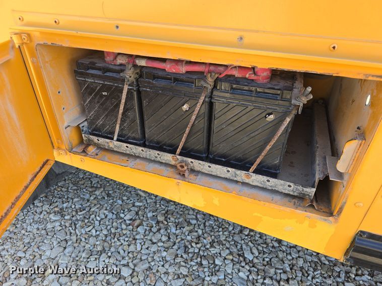 image for item DQ5176 2011 Bluebird Vision school bus