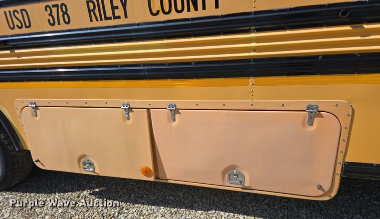 image for item DQ5176 2011 Bluebird Vision school bus