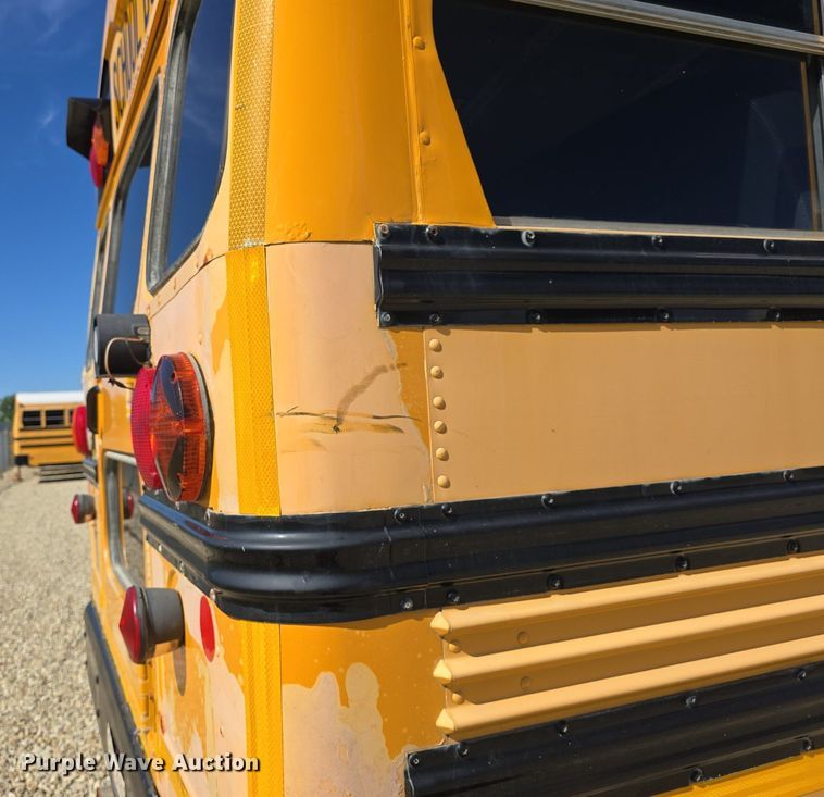 image for item DQ5176 2011 Bluebird Vision school bus