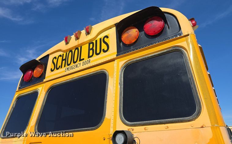 image for item DQ5176 2011 Bluebird Vision school bus