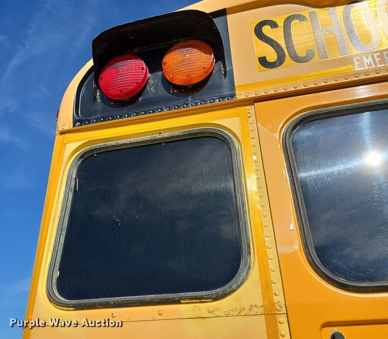 image for item DQ5176 2011 Bluebird Vision school bus