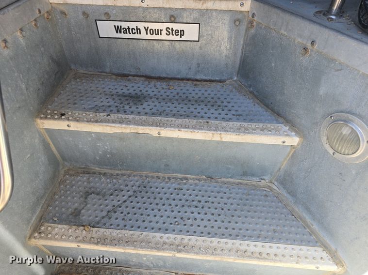 image for item DQ5176 2011 Bluebird Vision school bus