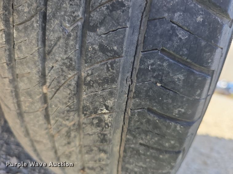 image for item DQ5180 1997 Ford Windstar GL van