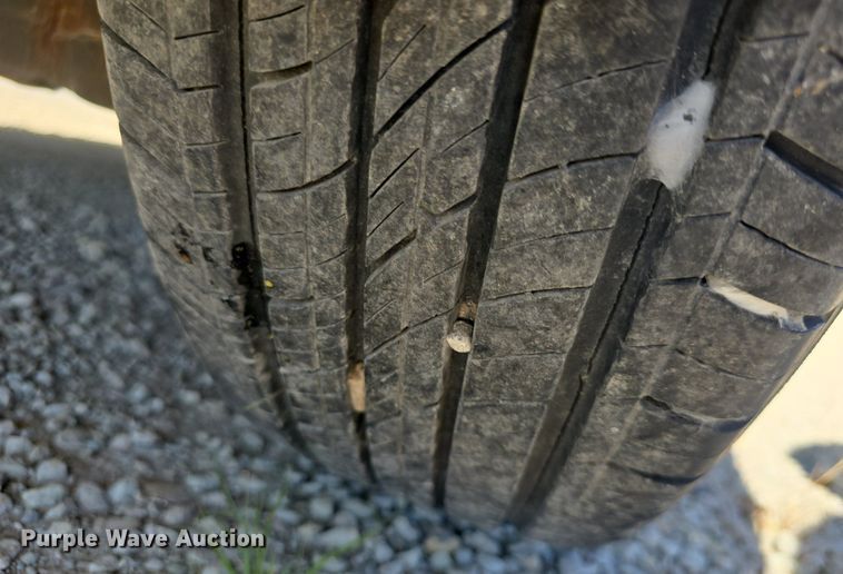 image for item DQ5180 1997 Ford Windstar GL van