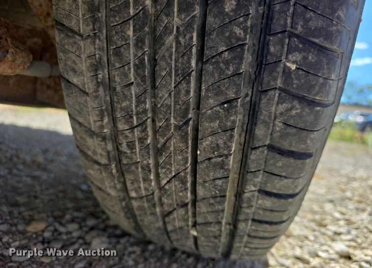 image for item DQ5180 1997 Ford Windstar GL van