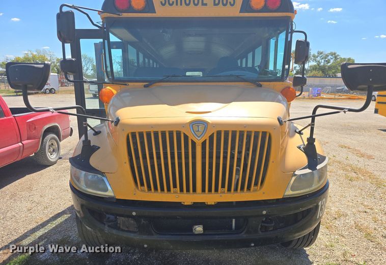 image for item DQ5181 2013 IC PB10500 school bus