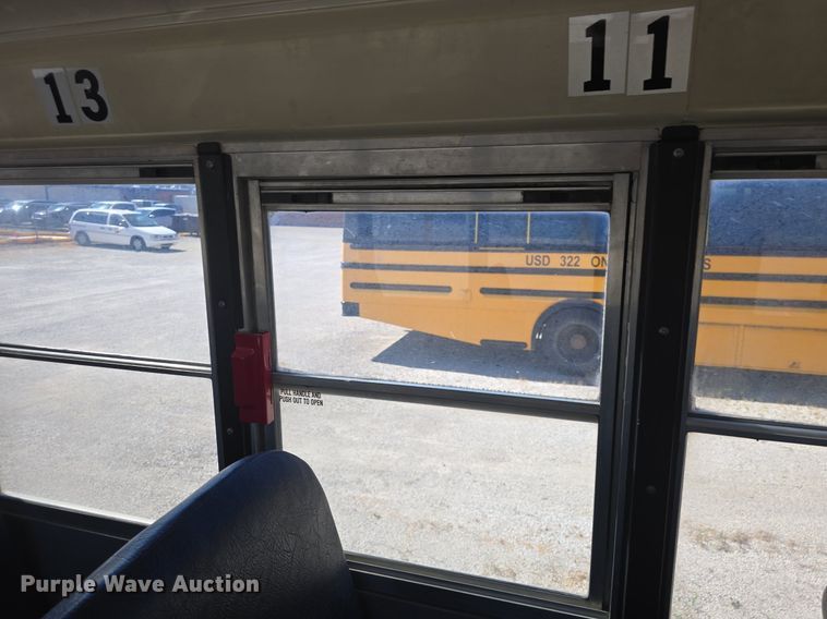 image for item DQ5181 2013 IC PB10500 school bus