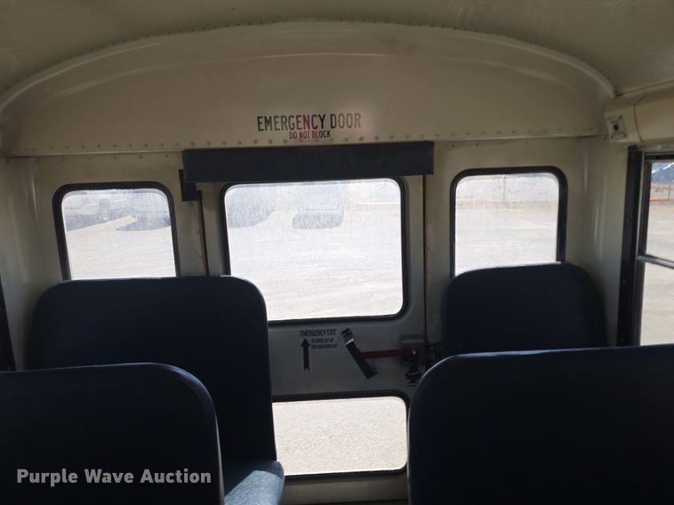 image for item DQ5181 2013 IC PB10500 school bus