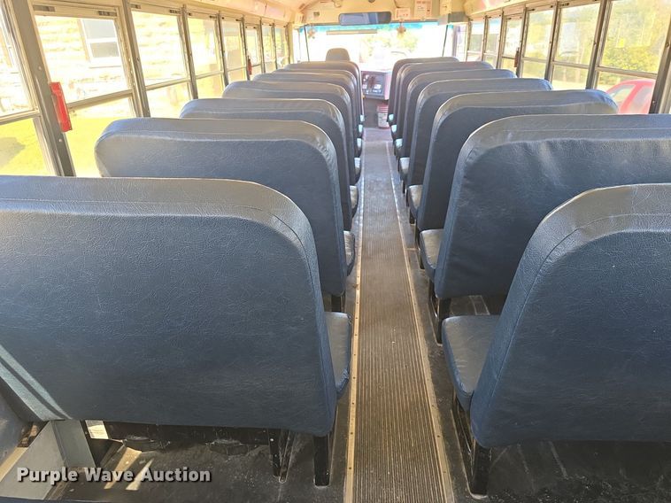 image for item DQ5181 2013 IC PB10500 school bus