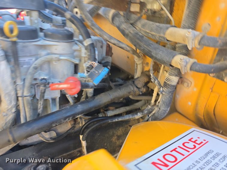 image for item DQ5181 2013 IC PB10500 school bus