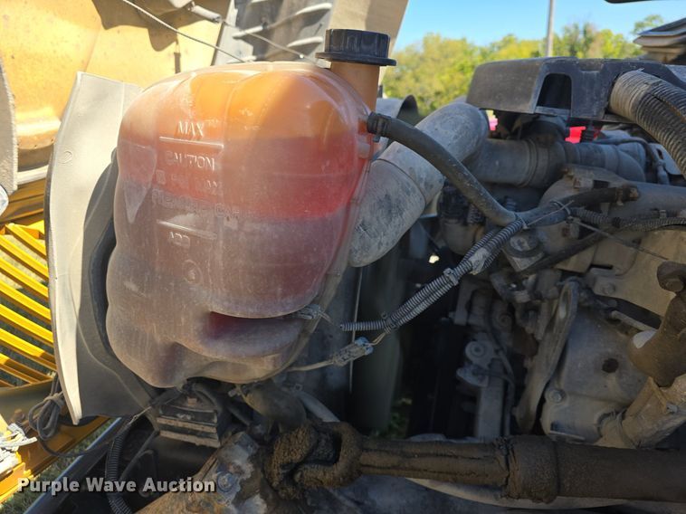 image for item DQ5181 2013 IC PB10500 school bus