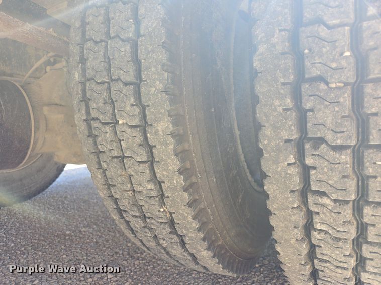 image for item DQ5181 2013 IC PB10500 school bus