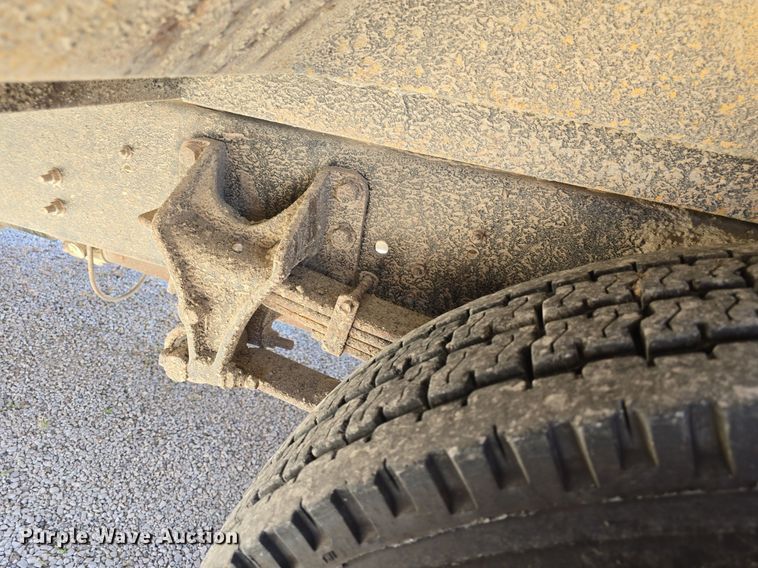 image for item DQ5181 2013 IC PB10500 school bus